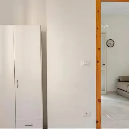 Timone Baia Vicino Praja E Zen *